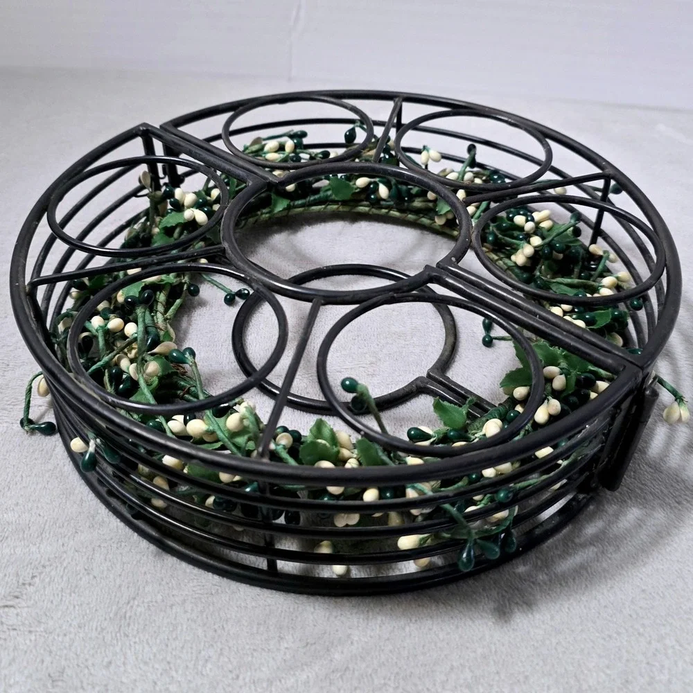 Vintage Black Metal 7-Candle Votive Holder Folding Pip Berry Wreath Centerpiece